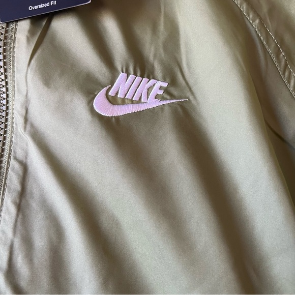 Nike Men's Unlined Woven Anorak Jacket Green Size Small DQ4910-334 - Picture 2 of 9